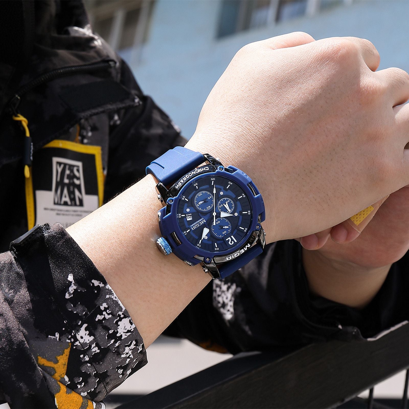 MEGIR Fashion Military Watch for Men Top Luxury Sport Quartz Chronograph Waterproof Male Clock Wristwatch Silicone Reloj Hombre