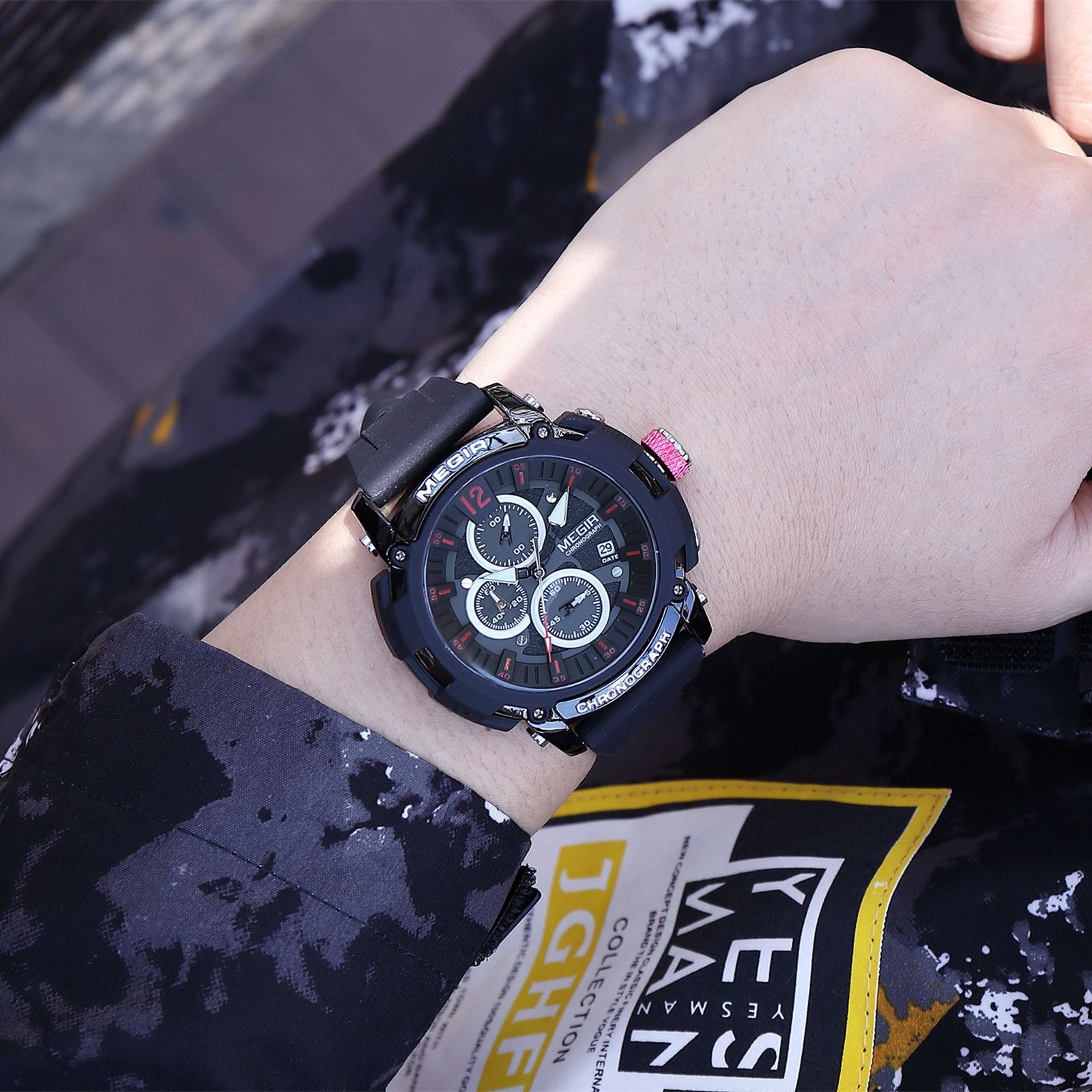 MEGIR Fashion Military Watch for Men Top Luxury Sport Quartz Chronograph Waterproof Male Clock Wristwatch Silicone Reloj Hombre