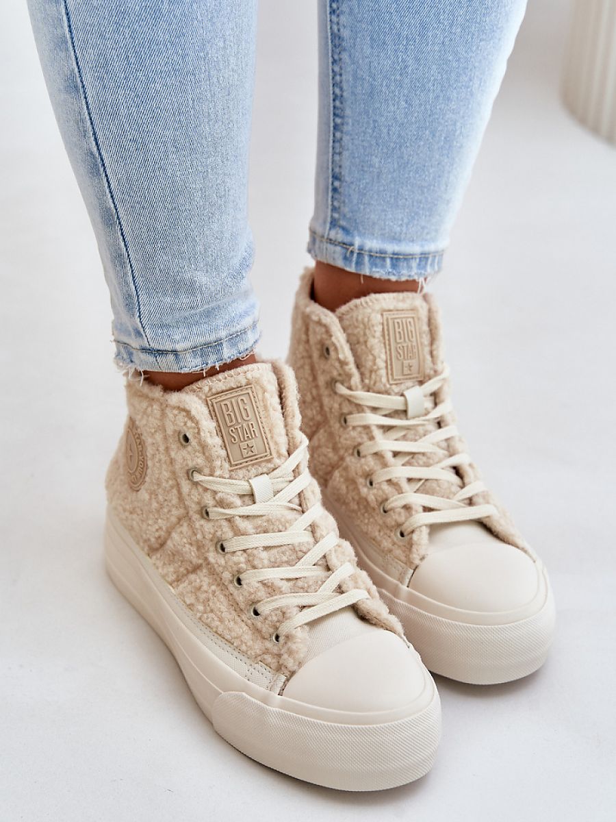 Sneakers model 201922 Step in style